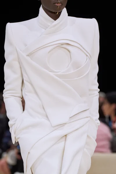 Look 117